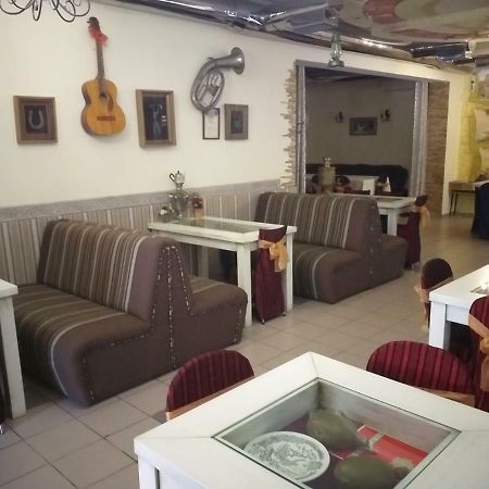 Hotel Fiesta Bilhorod-Dnistrovsʼkyy Esterno foto